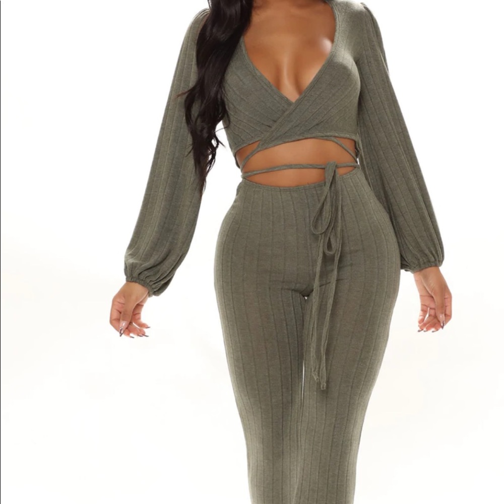 Brand new fashion nova jumpsuit